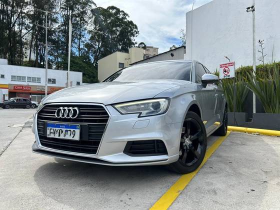 AUDI A3 1.4 TFSI SEDAN AMBIENTE 16V FLEX 4P TIPTRONIC